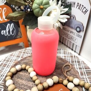 💞EUC BKR Brand Glass & Silicone Water Bottle 16oz, Hibiscus Color